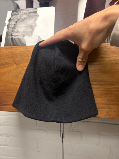 AW2004 Dior Homme by Hedi Slimane ‘Victim of the Crime’ Black/White Bee Logo Skull Cap