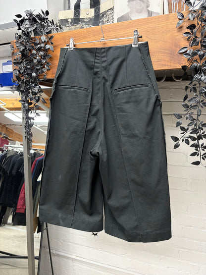 Yohji Yamamoto Y’s Wide Leg Black ‘Sarousel’ 3/4 Length Trousers