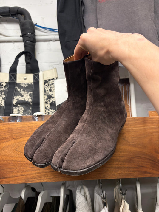 Maison Margiela ‘Tabi’ Brown Suede Split Toe Ankle Boots