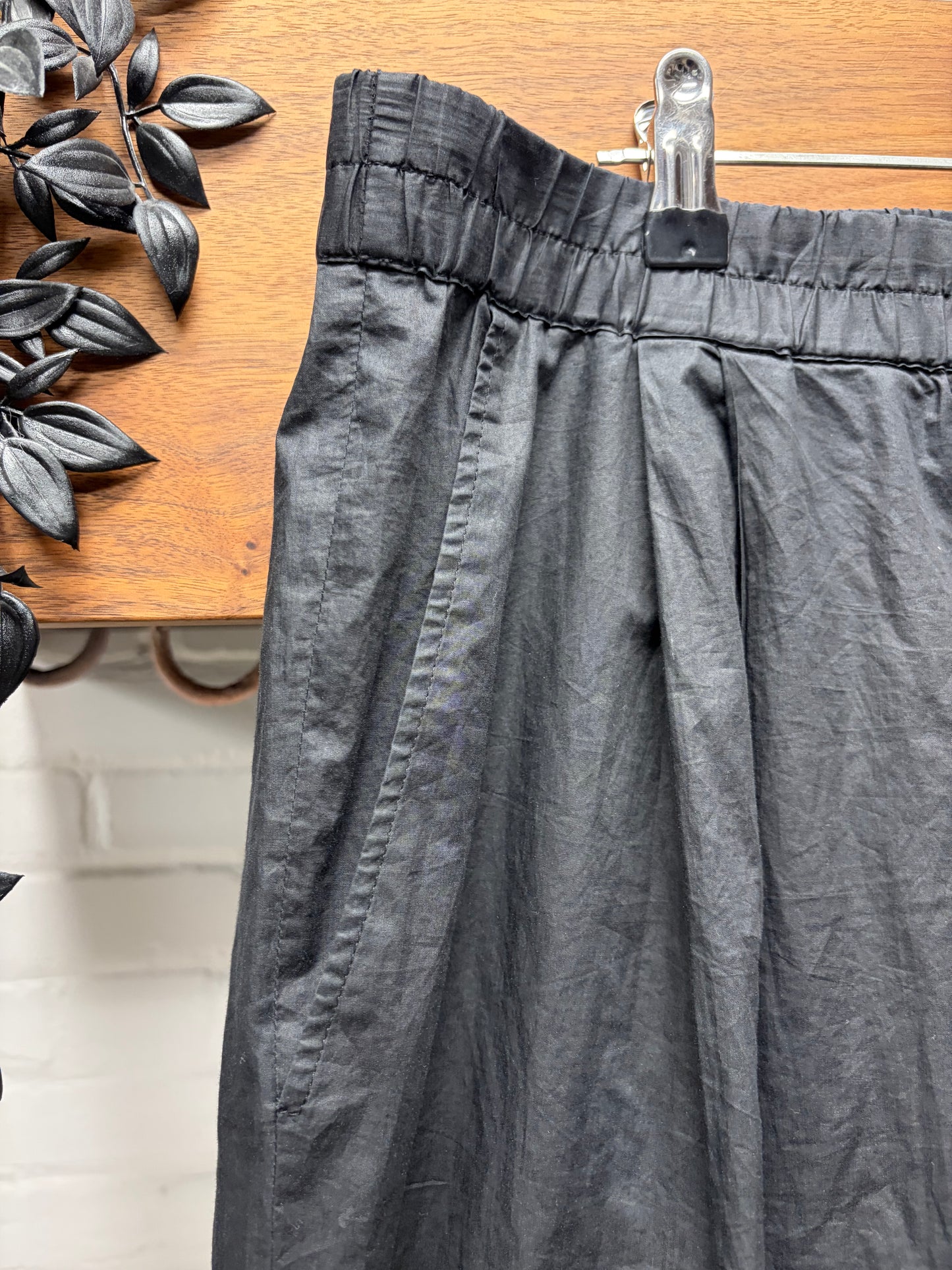 Kris Van Assche Lightweight Black Cotton Knee Length Shorts