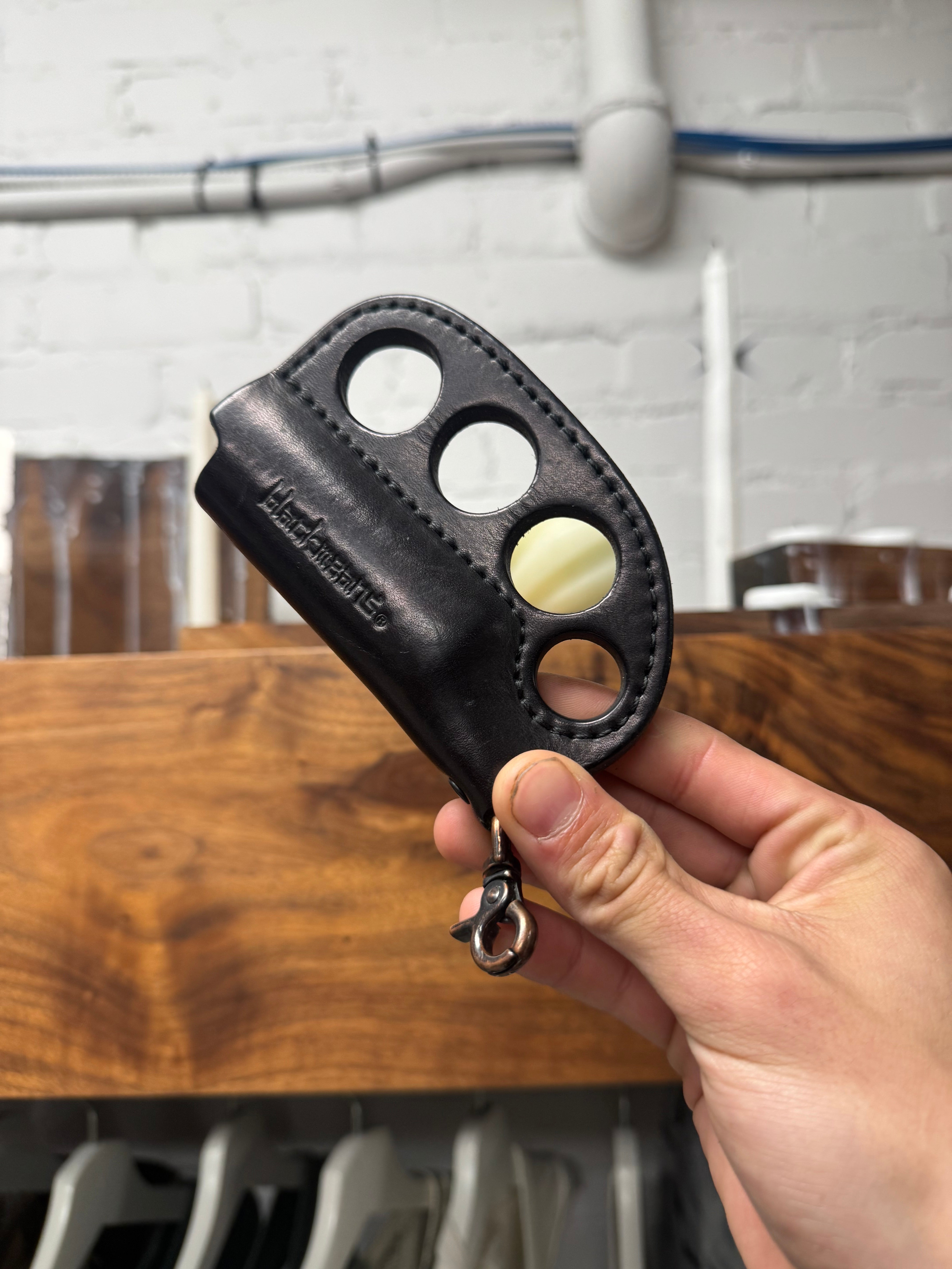 Blackmeans 'Knuckle Duster' Leather Lighter Case – Alex