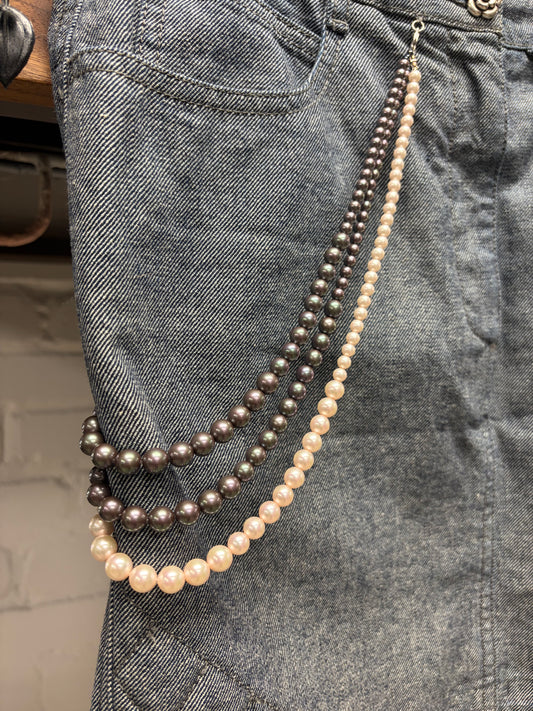 SS2002 Chanel Cruise Pearl ‘Wallet Chain’ Denim Embellished Midi Skirt