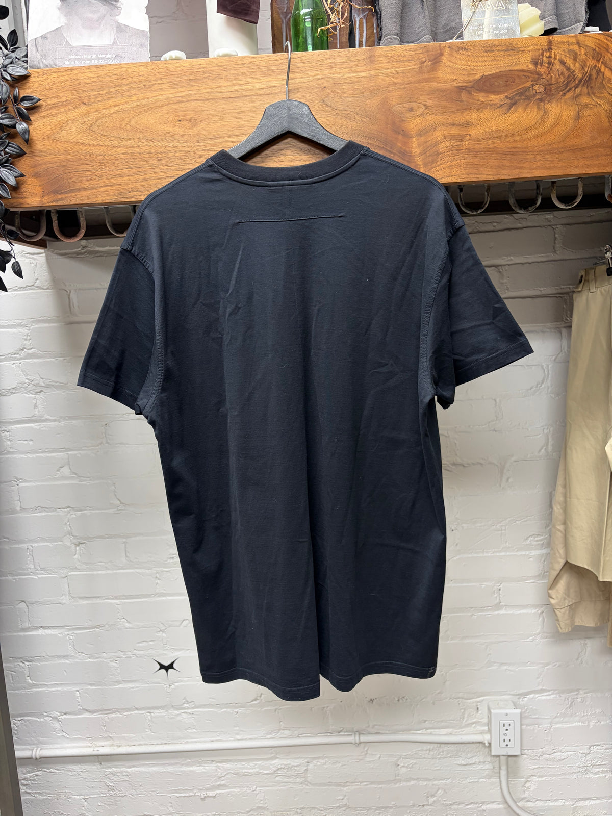 AW2011 Givenchy by Ricardo Tisci ‘Rottweiler Crest’ Black Graphic T-Shirt