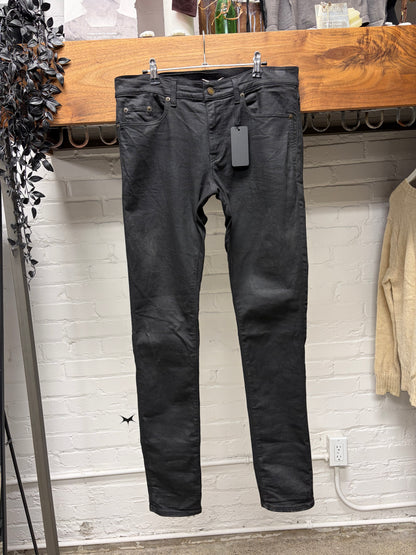 2020 Saint Laurent ‘D02’ Classic Black Skinny Jeans