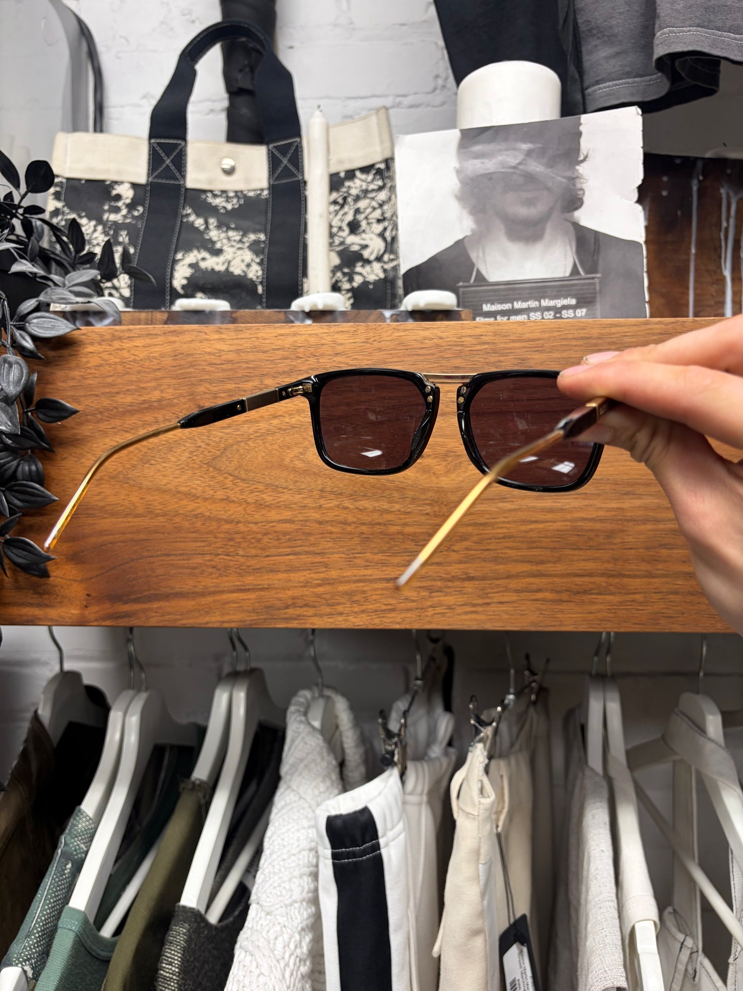 Gucci ‘GG0842S’ Square Frame Black/Gold Sunglasses