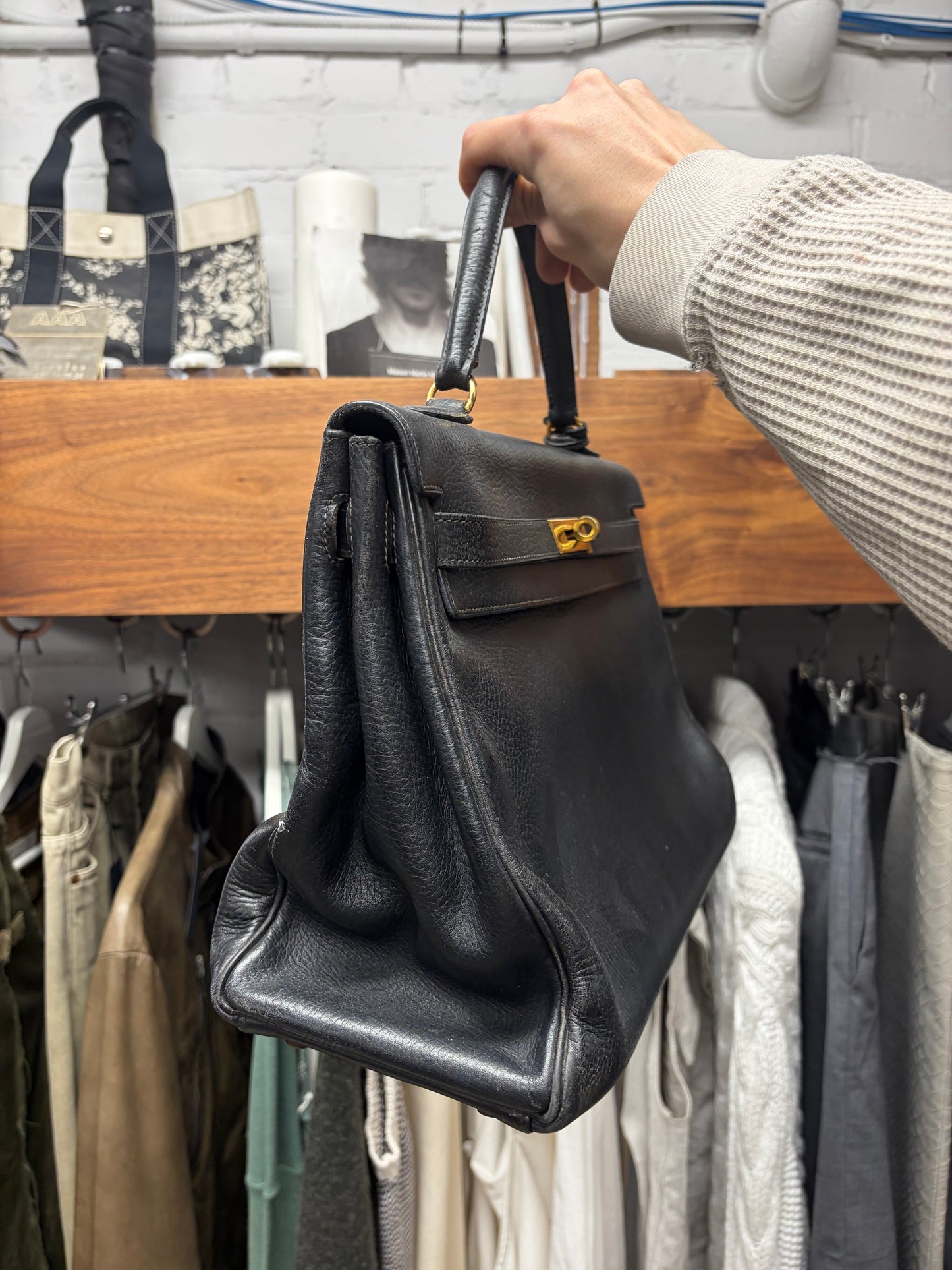 1991 Hermes ‘Kelly 35’ Retourne Black Calfskin/Gold Hardware Handbag