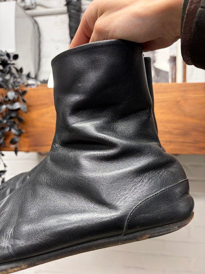 Maison Margiela ‘Tabi’ Split Toe Leather ‘Flat Sole’ Boots