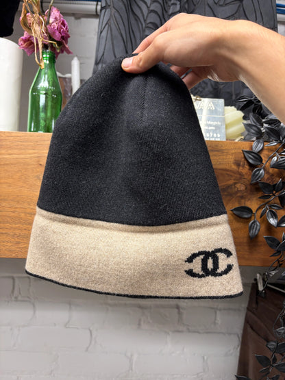 Chanel ‘CC Interlock Logo’ Black Cashmere Knit Beanie