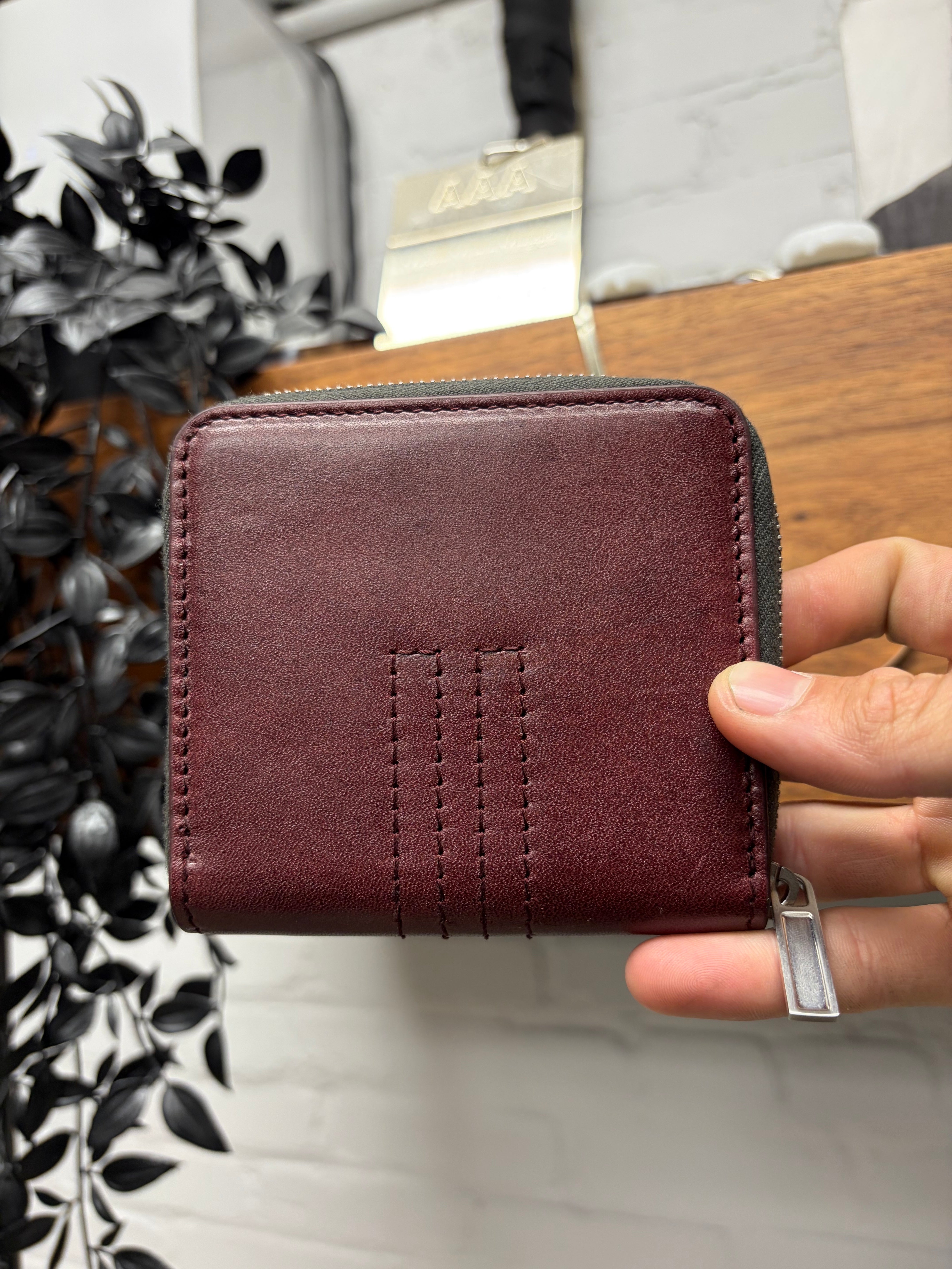 AW2023 Rick Owens 'Luxor' Bordeaux Leather Zip-Up Wallet – Alex