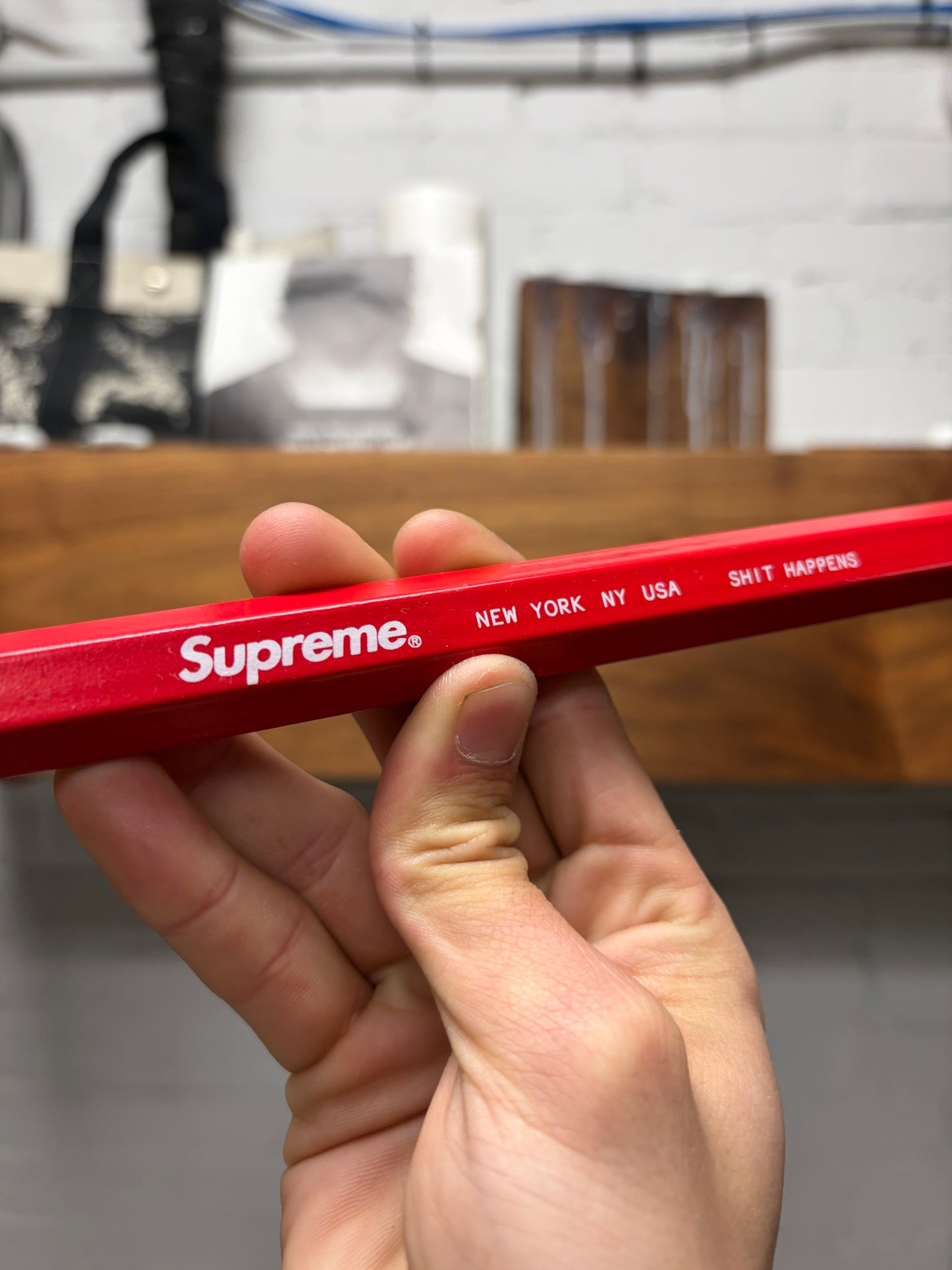 AW2015 Supreme Crowbar