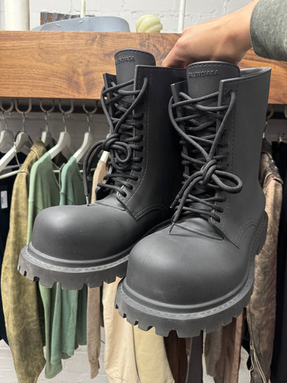 Balenciaga ‘Steriod’ Lace Up Oversized Combat Boots