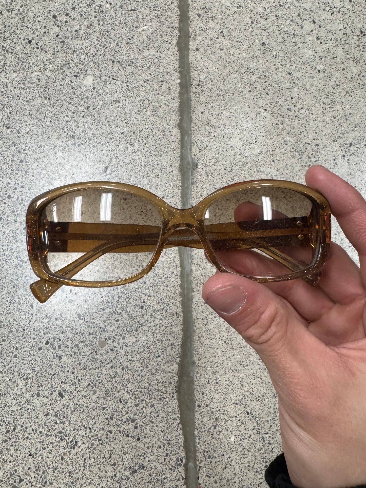 Louis Vuitton ‘Honeycomb’ Brown Speckled Sunglasses