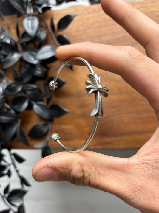 Chrome Hearts ‘Tiny Cross’ 925 Silver Bangle Bracelet