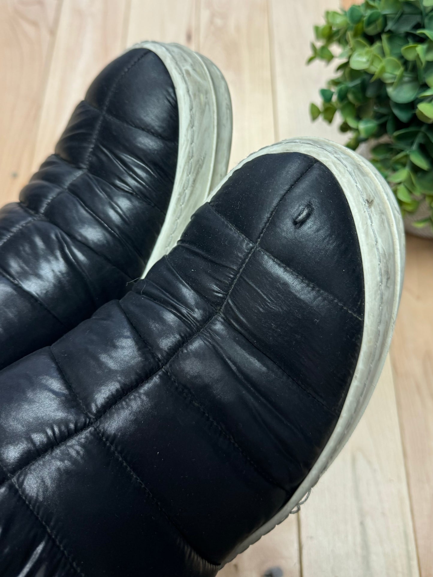 Rick Owens Black ‘Puffer’ Low Top Slip On Sneakers