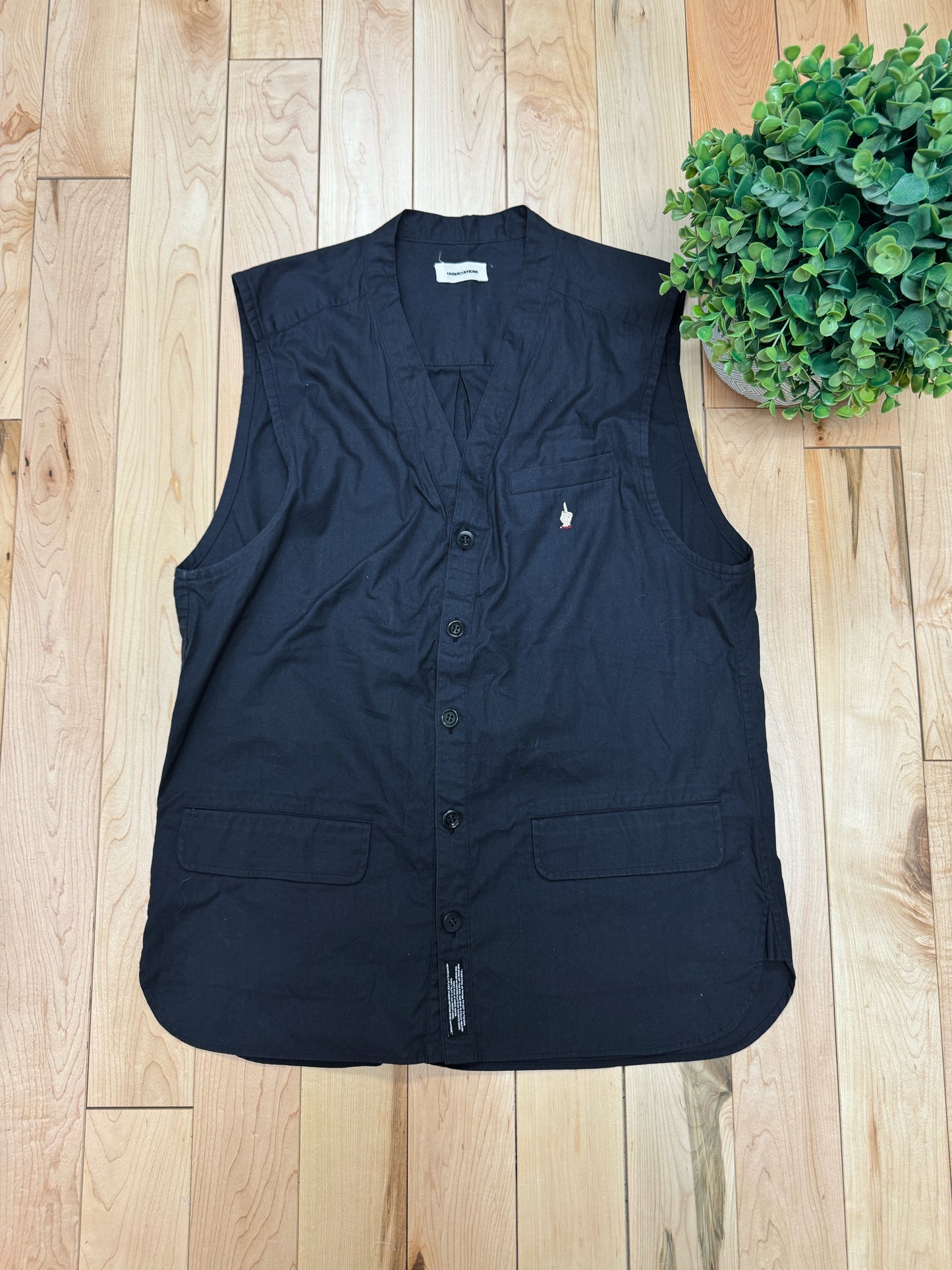 Spring Summer 2016 Undercover Middle Finger Vest