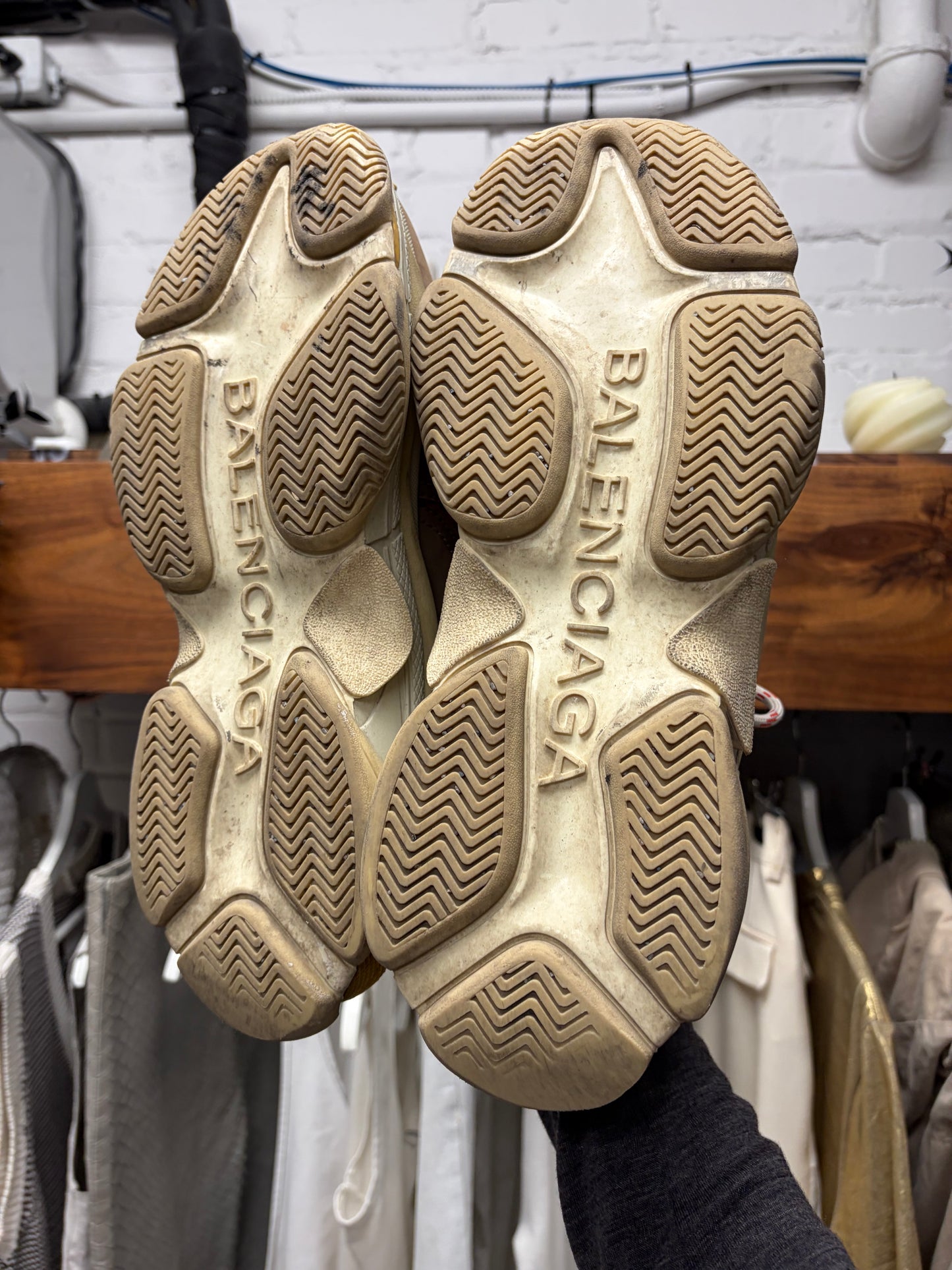 Balenciaga ‘Triple S’ V1 OG Colorway Low Top Sneakers