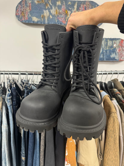 Balenciaga ‘Steriod’ Oversized Black Rubber Combat Boots