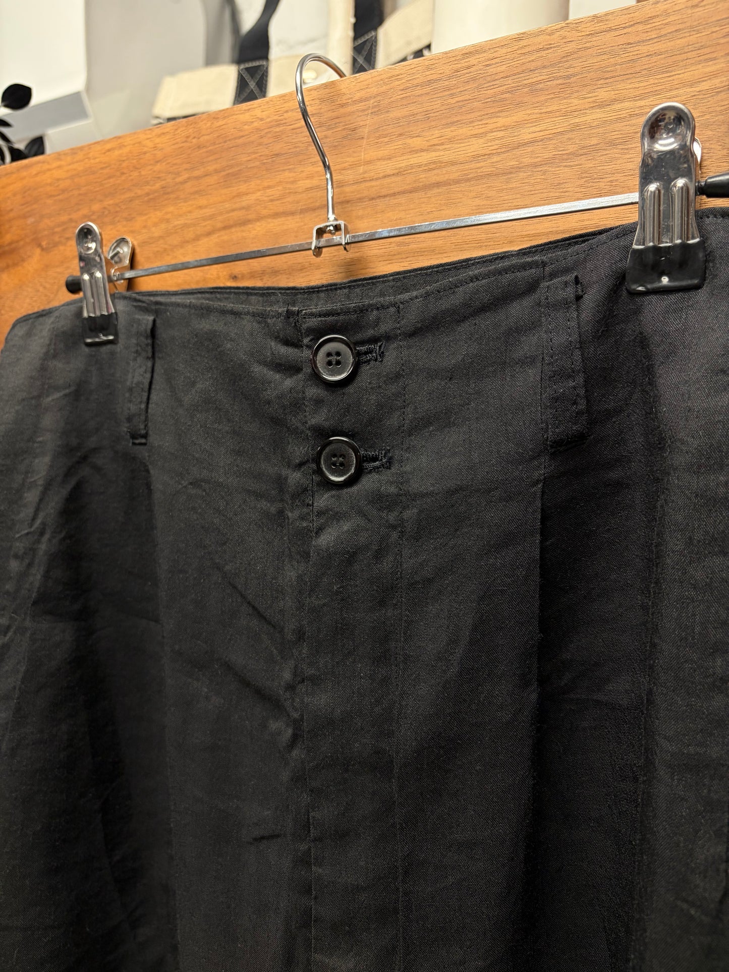 Yohji Yamamoto ‘Y’s’ Over Knee Length Lightweight Black Cotton/Linen Shorts