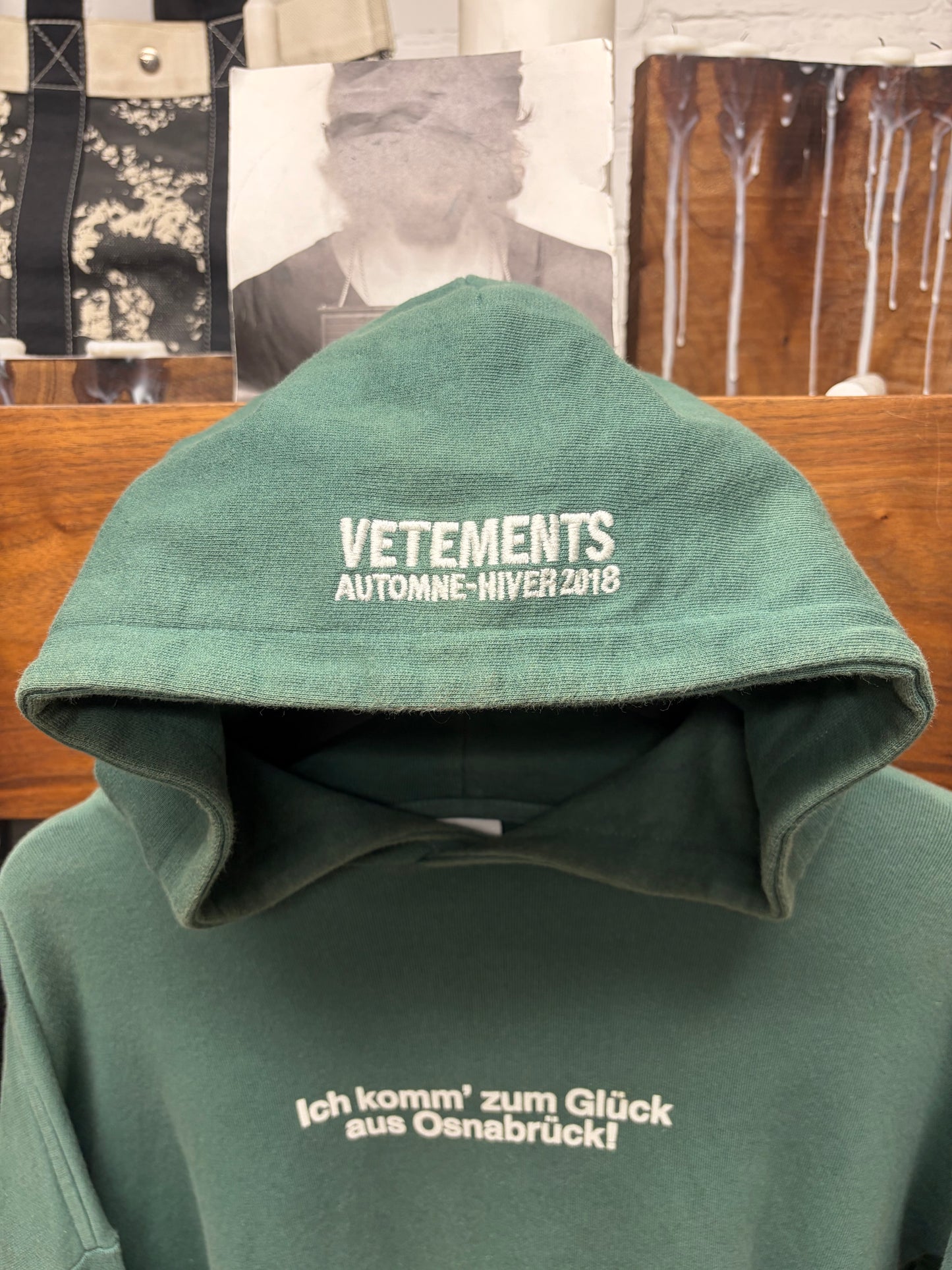 AW2018 Vetements ‘Tourist’ Green Slogan Pullover Hoodie