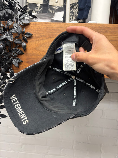 AW2019 Vetements x Reebok ‘Anarchy’ Embroidered Logo ‘Pierced’ Baseball Cap