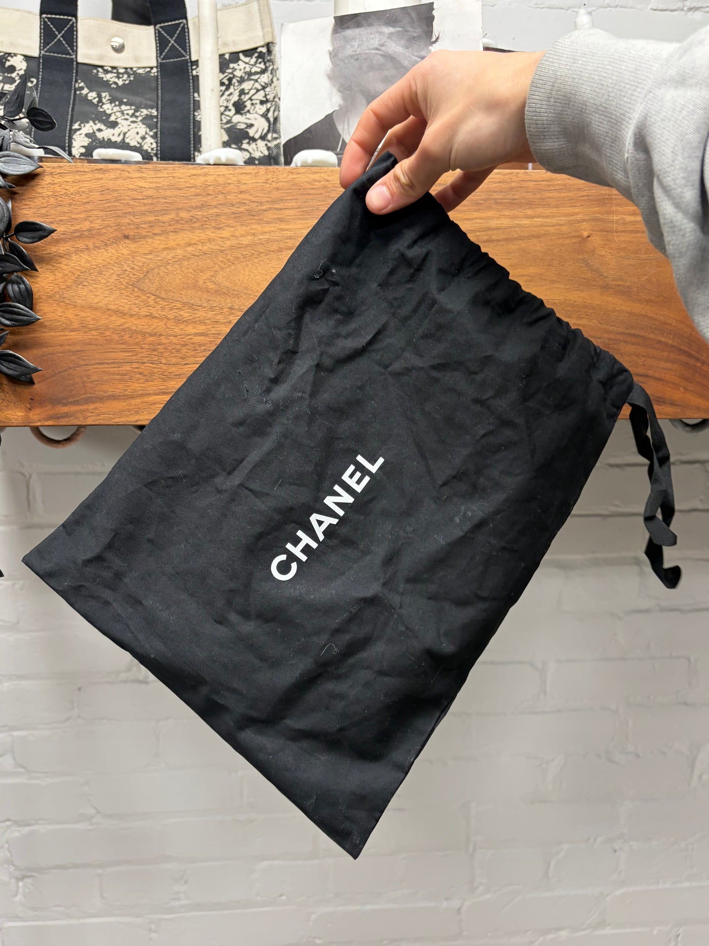 2019 Chanel ‘La Pausa’ Pink/White Lifesaver Rounded Crossbody Bag