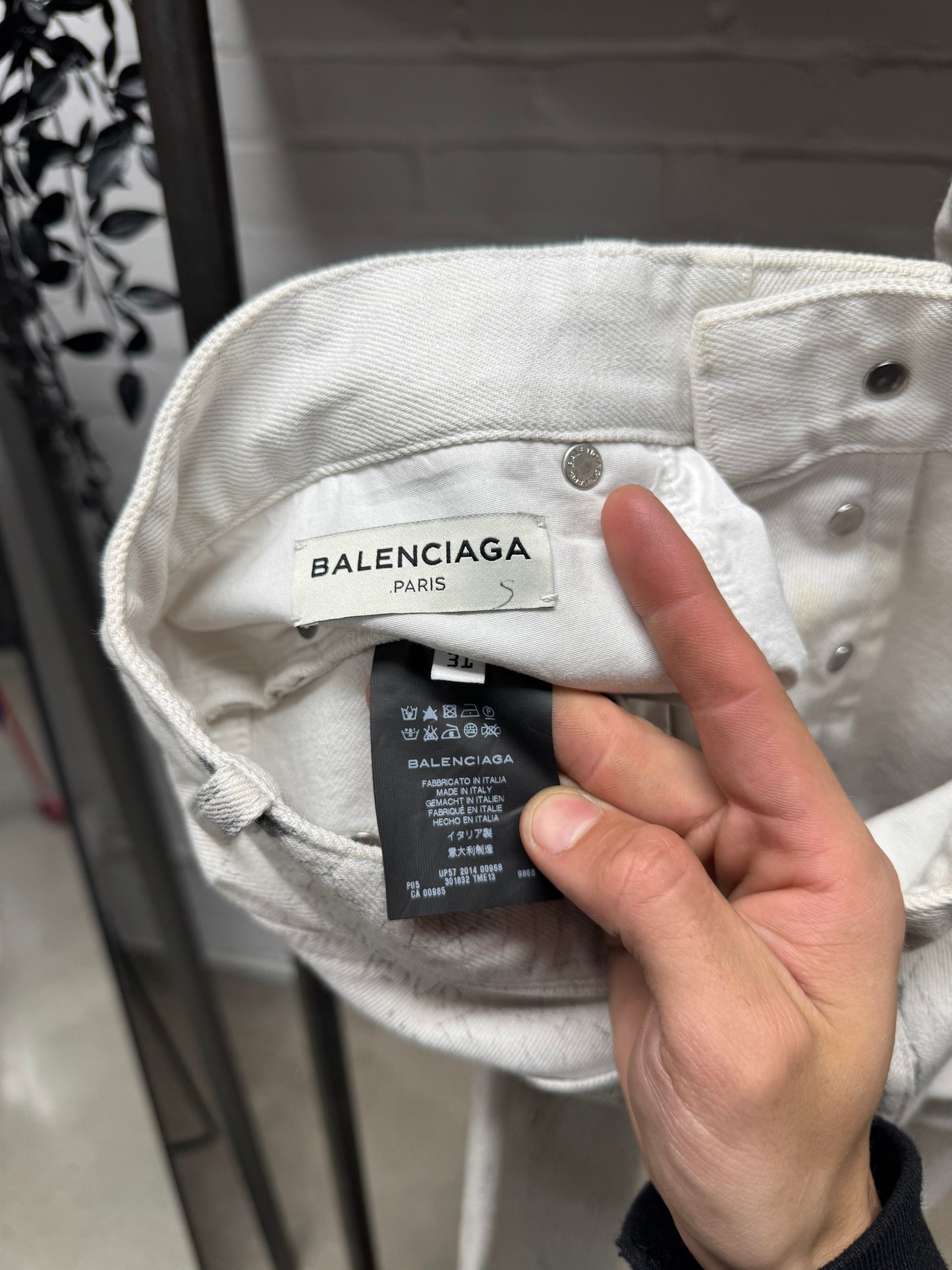 2014 Balenciaga ‘Paint Cracked’ White Skinny Jeans