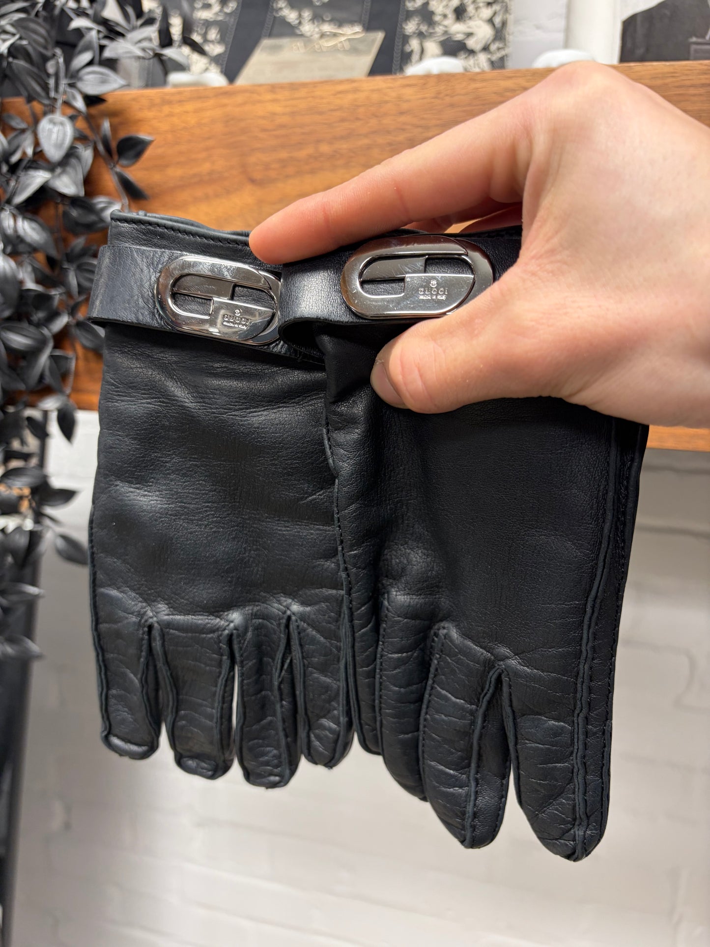 Gucci GG Silver Cuff Logo Black Leather Gloves