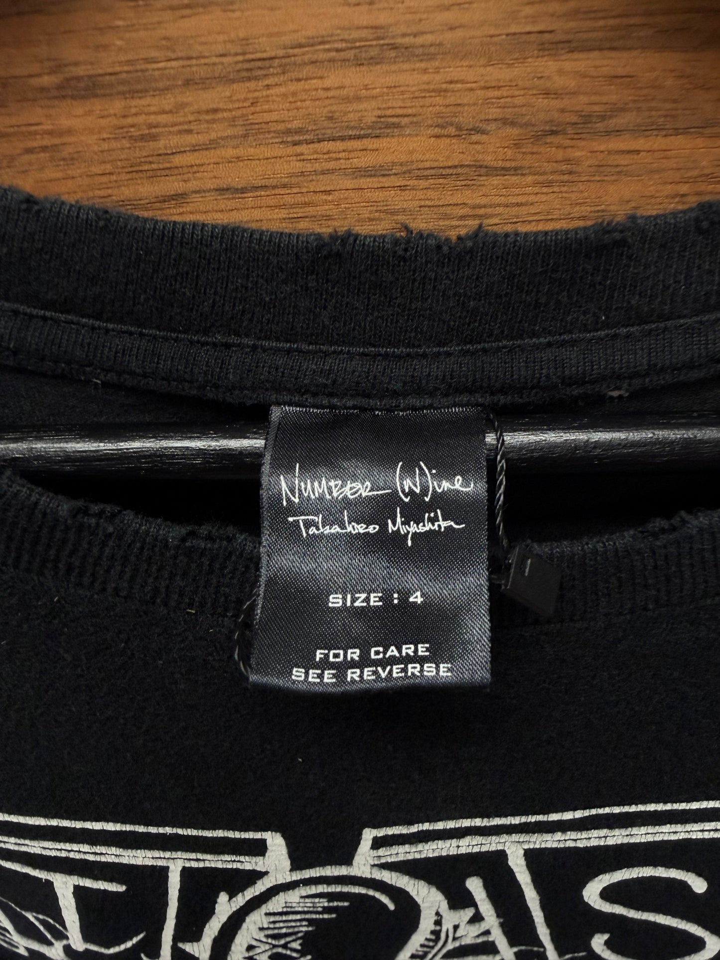 AW2005 Number (N)ine ‘The High Streets’ Varsity Crest Logo Black Graphic T-Shirt