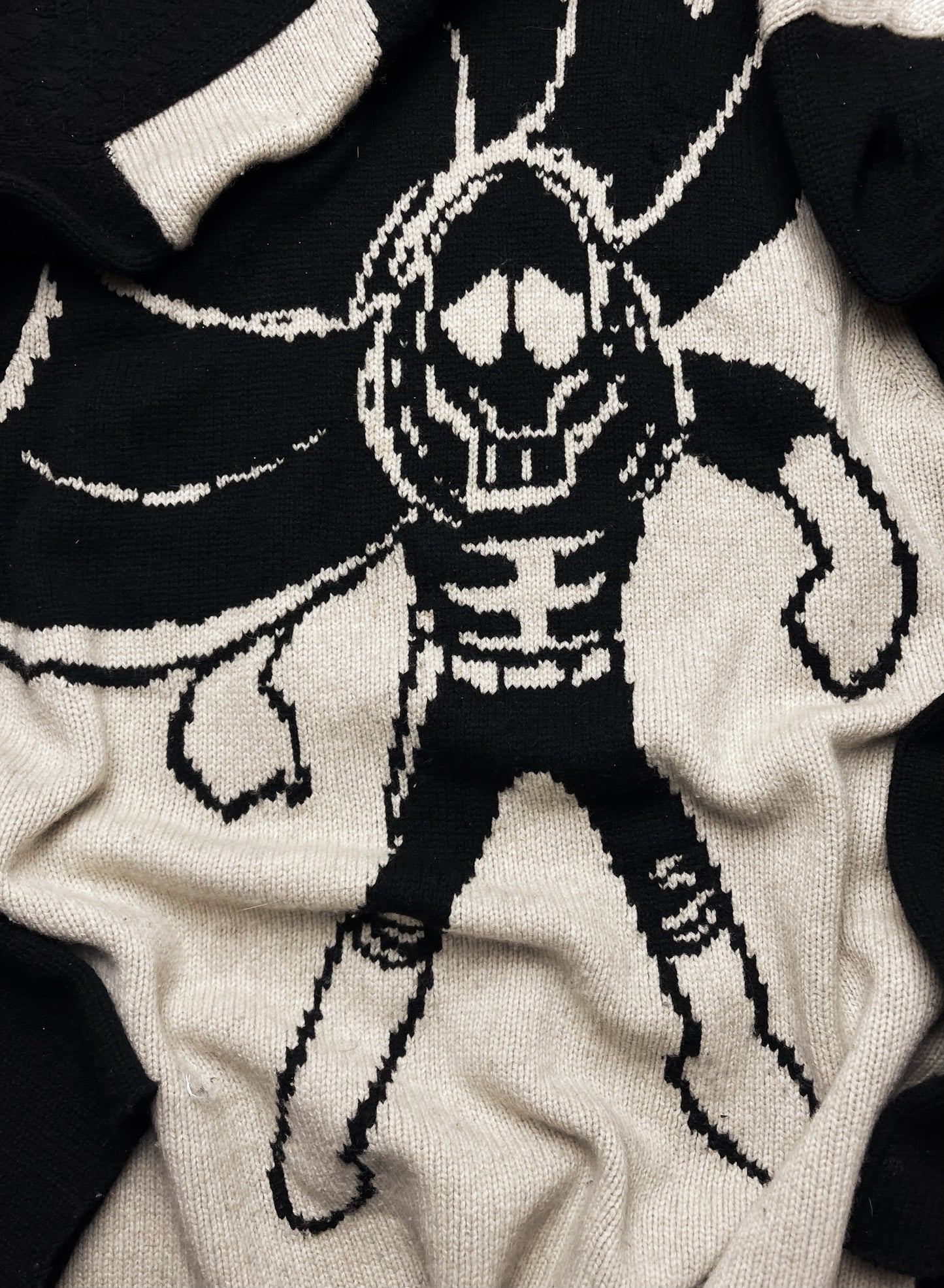 Autumn Winter 2018 Yohji Yamamoto x Shitaro Ishinomori ‘Black Ghost’ Cyborg 009 Sweater.