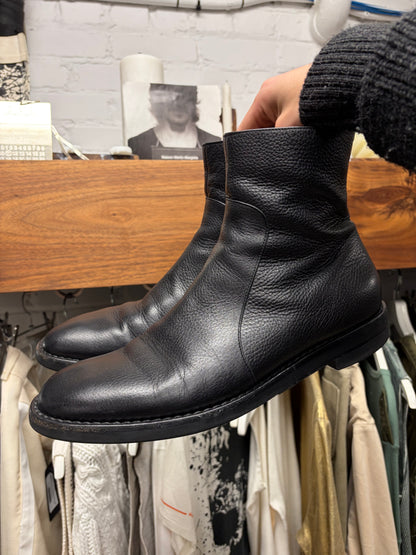 Maison Margiela Black Calfskin Leather Side-Zip Ankle Cut Chelsea Boots