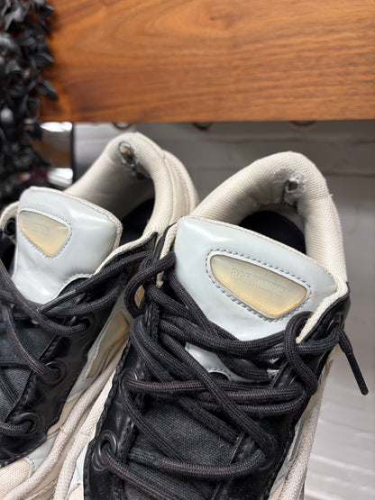 Raf Simons ‘Ozweegos 3’ Cream White Low Top Sneakers