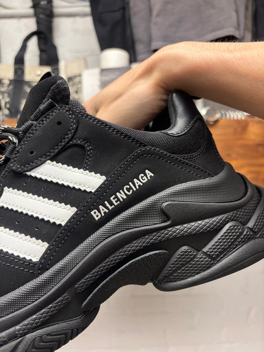 Balenciaga x Adidas ‘Triple S’ Black/White Low Top Sneakers