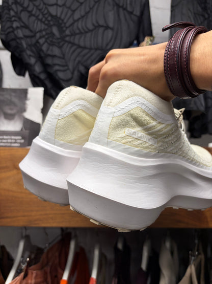 AW2022 Comme Des Garçons x Salomon ‘Pulsar’ White Low Top Sneakers