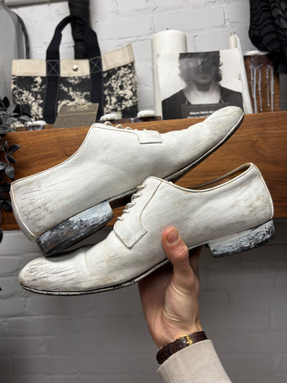 Maison Martin Margiela Painted White Leather Pointed Toe Dress Shoes