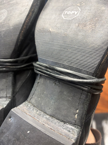 Guidi ‘992’ Black Horse Leather Low Top Derbys