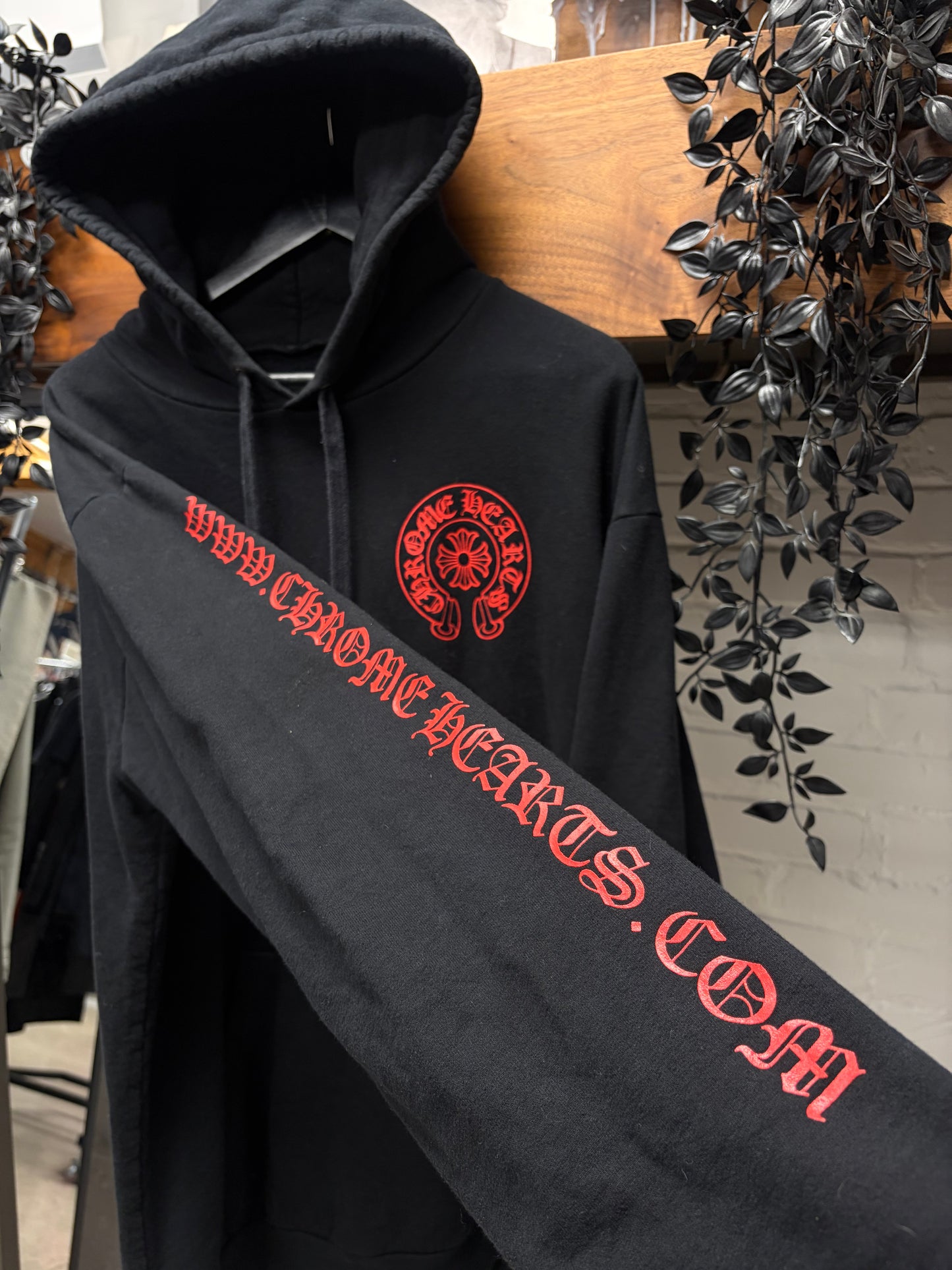 Chrome Hearts Online Exclusive Black/Red Horseshoe Logo Hoodie