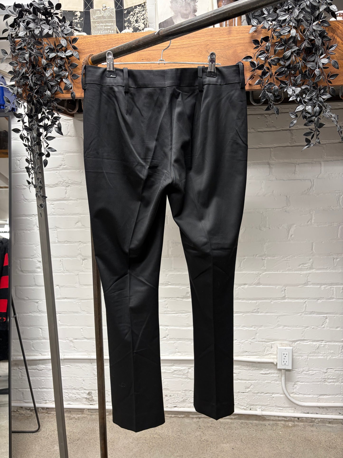 AW2004 Gucci by Tom Ford ‘Ribcage’ Black Slim Cut Suit Ensemble