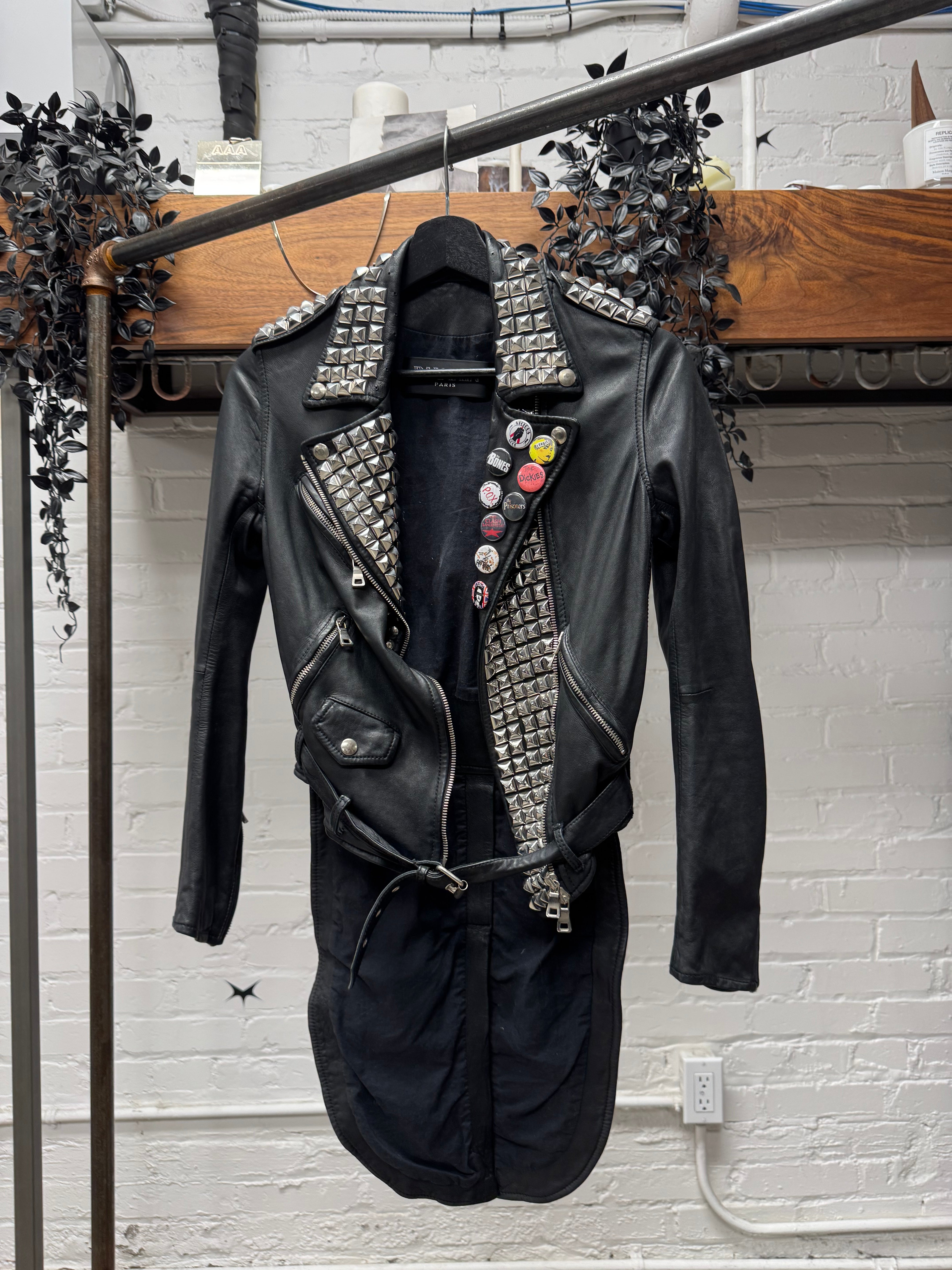 2011SS 神髄 BALMAIN バルマン ピアス テーラードジャケット 46 2011SS 神髄 BALMAIN バルマン ピアス テーラードジャケット 46