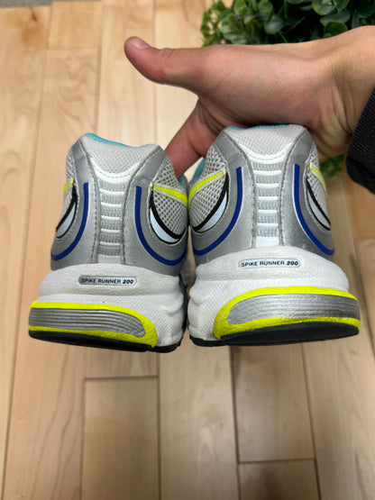 2019 Vetements x Reebok ‘Spike Runner’ 200 Sneakers