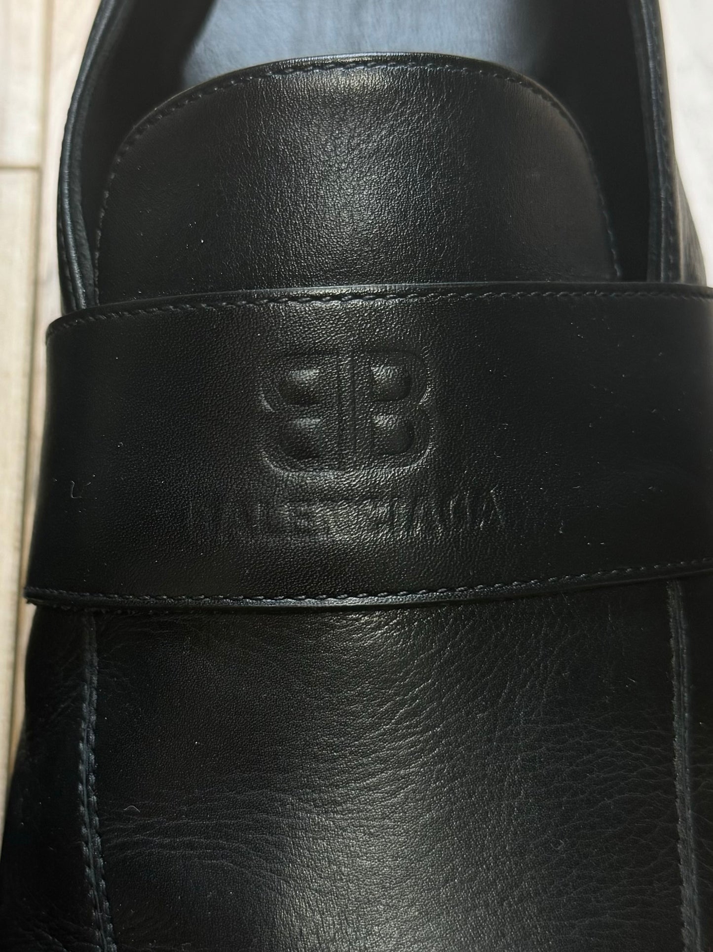 Balenciaga ‘City’ Sabot Black Leather Foldable Loafers