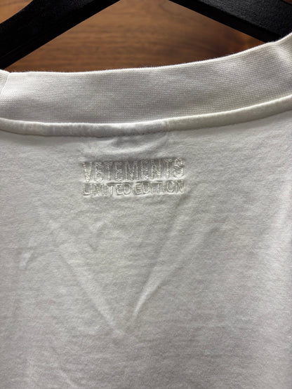 Vetements ‘It’s Free to be Nice’ Oversized White Slogan T-Shirt