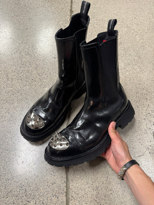 Alexander McQueen Studded Silver Toecap Leather Chelsea Boots