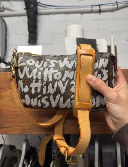 SS2001 Louis Vuitton x Steven Sprouse Graffiti ‘Pochette’ Bag
