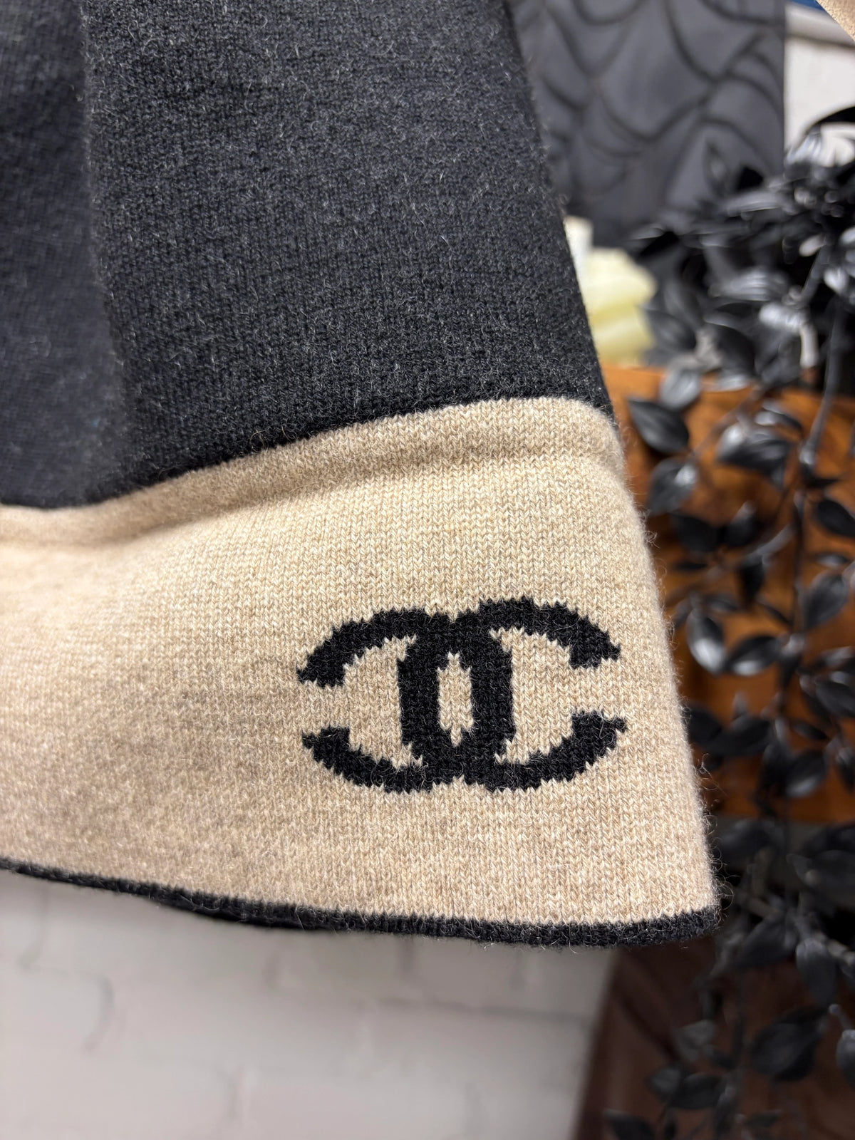 Chanel ‘CC Interlock Logo’ Black Cashmere Knit Beanie