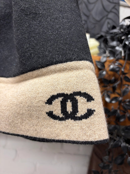 Chanel ‘CC Interlock Logo’ Black Cashmere Knit Beanie