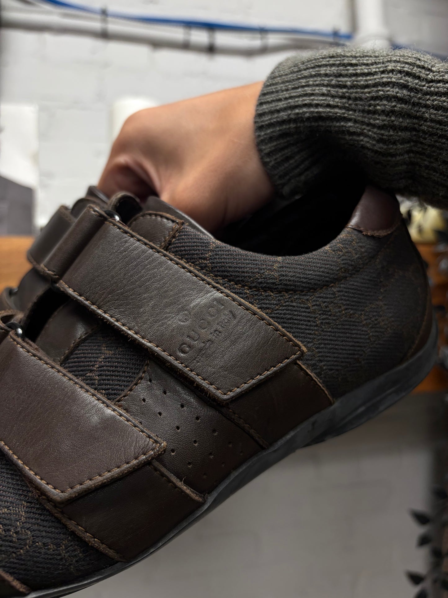 Vintage 2000s Gucci Brown Canvas/Leather Velcro Strap Sneakers