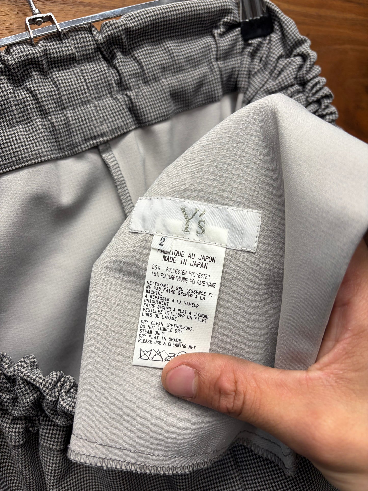 Yohji Yamamoto Dust Brown ‘Y’s’ Drop Crotch Pod Shorts