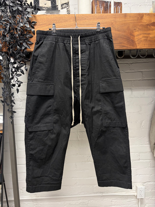 AW2018 Rick Owens ‘Sisyphus’ 3/4 Length Black Drop Crotch Cargo Shorts