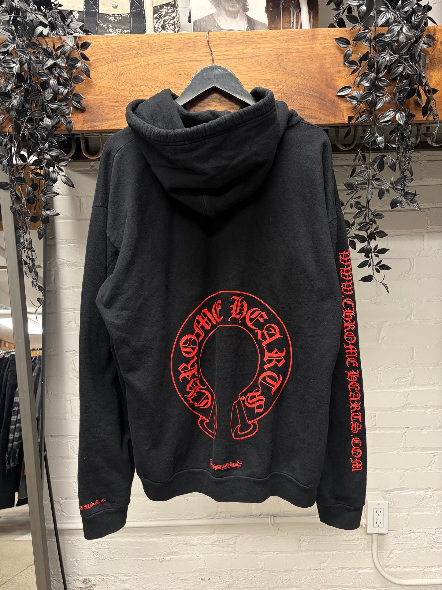 Chrome Hearts Online Exclusive Black/Red Horseshoe Logo Hoodie