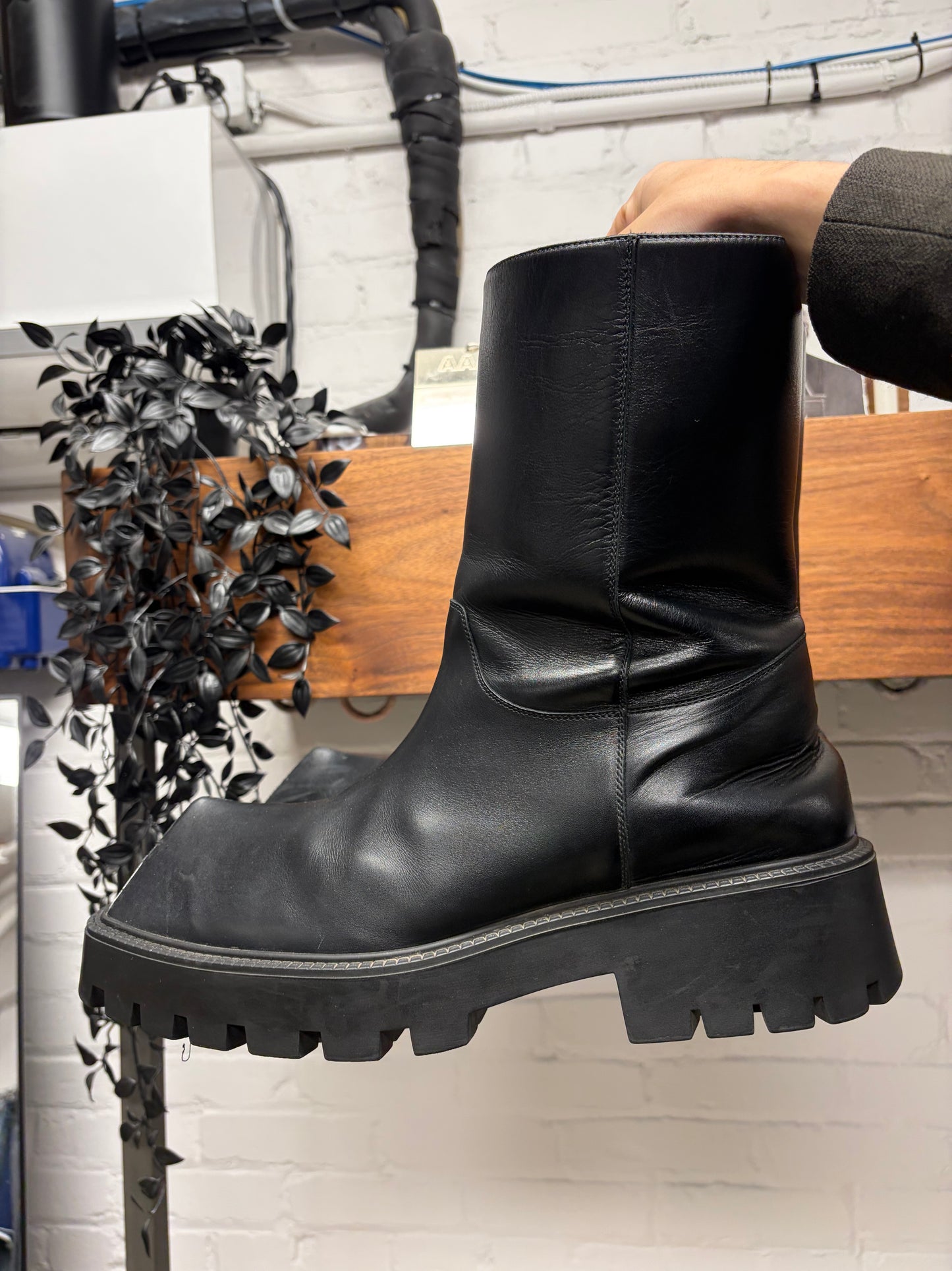 Balenciaga ‘Rhino’ Black Calfskin Leather Boots